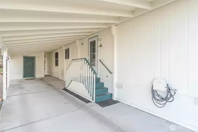621 NE Saturn Lane, Bremerton, WA 98311 - Photo 26