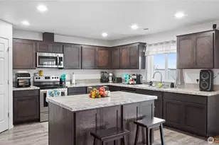 705 E Mt. Adams St, Othello, WA 99344 - Photo 26