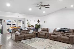 705 E Mt. Adams St, Othello, WA 99344 - Photo 4