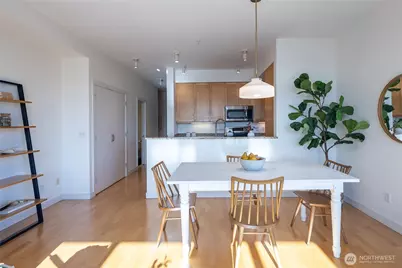 720 Queen Anne Avenue N #406, Seattle, WA 98109 - Photo 12