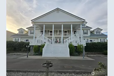 855 NW Ocean Shores Boulevard #201, Ocean Shores, WA 98569 - Photo 1