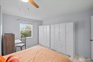 13201 Linden Ave N, Seattle, WA 98133 - Photo 16