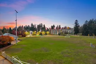 13201 Linden Ave N, Seattle, WA 98133 - Photo 36