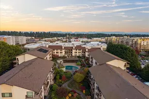 13201 Linden Ave N, Seattle, WA 98133 - Photo 2