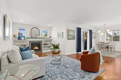 8383 31st Avenue NW, Seattle, WA 98117 - Photo 4