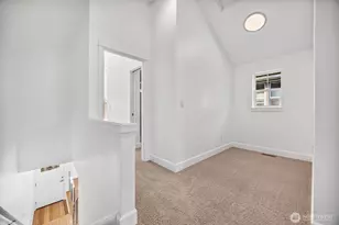 2670 SW Sylvan Heights Dr, Seattle, WA 98106 - Photo 16