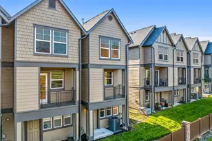 2670 SW Sylvan Heights Dr, Seattle, WA 98106 - Photo 24