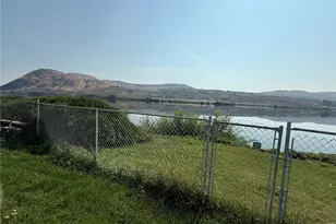 171 B Sunset Dr W, Brewster, WA 98811 - Photo 8