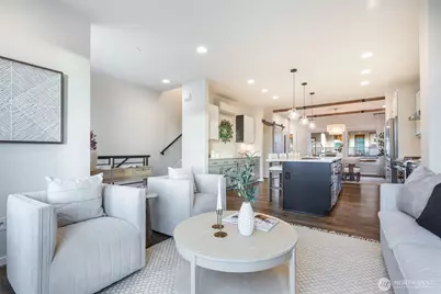 960 6th Walk NE, Issaquah, WA 98029 - Photo 4