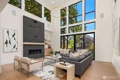 30 Enatai Drive, Bellevue, WA 98004 - Photo 2