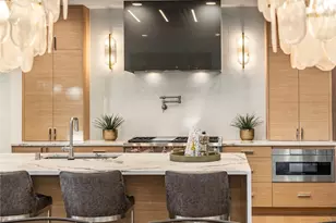 30 Enatai Dr, Bellevue, WA 98004 - Photo 14
