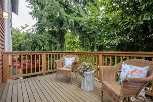 511 N 46th St, Seattle, WA 98103 - Photo 14