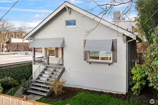 151 N 77th St, Seattle, WA 98103 - Photo 2