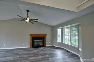 6305 61st Ave SE, Lacey, WA 98513 - Photo 2