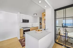 521 5th Ave W, Seattle, WA 98119 - Photo 10