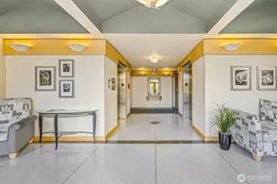 521 5th Ave W, Seattle, WA 98119 - Photo 22