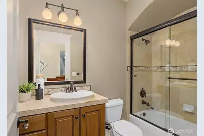 805 92nd Avenue NE, Bellevue, WA 98004 - Photo 24