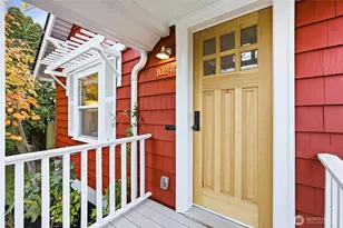 10245 36th Ave SW, Seattle, WA 98146 - Photo 4