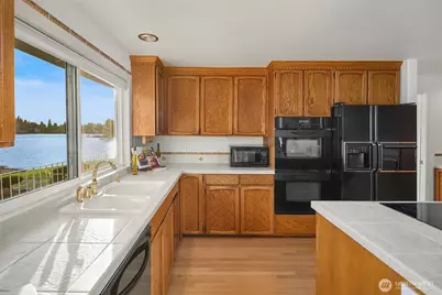 3604 Serene Way, Lynnwood, WA 98087 - Photo 8