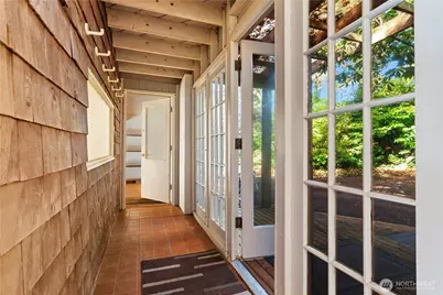 12117 SE 26th Street, Bellevue, WA 98005 - Photo 10