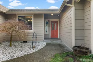 36427 2nd Ave E, Roy, WA 98580 - Photo 2