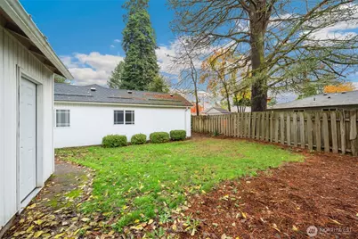 2210 E 25th Street, Vancouver, WA 98661 - Photo 36