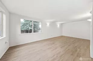 2210 E 25th St, Vancouver, WA 98661 - Photo 12