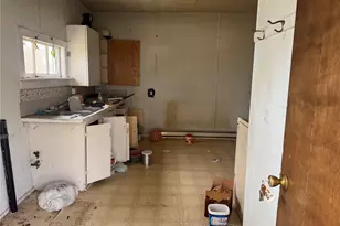 916 Division St, Grand Coulee, WA 99133 - Photo 4