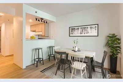 177 107th Avenue NE #703, Bellevue, WA 98004 - Photo 4