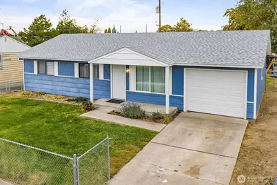 2232 W Spruce St, Moses Lake, WA 98837 - Photo 2