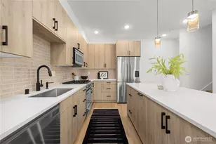 6538 D Latona Ave NE, Seattle, WA 98115 - Photo 10