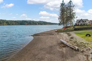 110 E Huckleberry Dr, Grapeview, WA 98546 - Photo 2