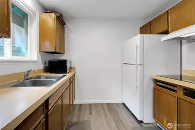 9126 Winona Street SW, Lakewood, WA 98498 - Photo 6