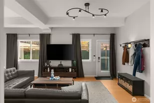 115 W Galer St, Seattle, WA 98119 - Photo 4