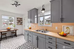 6031 S Oakes St, Tacoma, WA 98409 - Photo 10