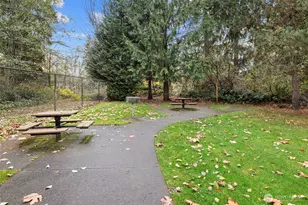 14200 69th Dr SE, Snohomish, WA 98296 - Photo 32