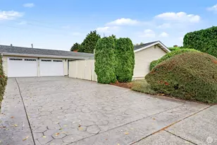 5709 N 13th St, Tacoma, WA 98406 - Photo 1