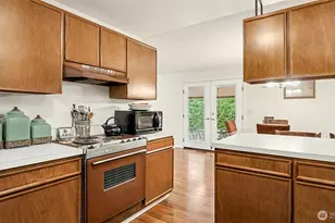 5709 N 13th St, Tacoma, WA 98406 - Photo 12