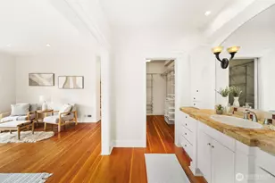 2446 Queen Anne Ave N, Seattle, WA 98109 - Photo 20