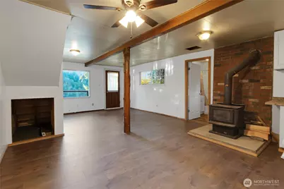 40424 Ski Park Road E, Eatonville, WA 98328 - Photo 6