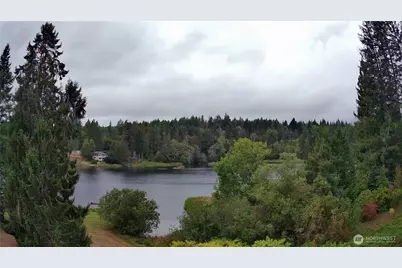 40 E Lakeshore Drive, Allyn, WA 98524 - Photo 2