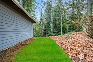 27831 NE 30th St, Redmond, WA 98053 - Photo 36