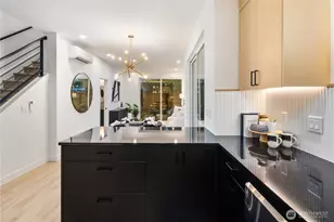 3417 48th Ave SW, Seattle, WA 98116 - Photo 10