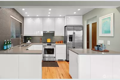 3439 24th Avenue W, Seattle, WA 98199 - Photo 14