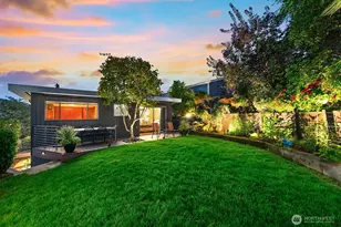 3439 24th Ave W, Seattle, WA 98199 - Photo 30