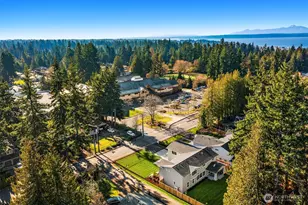 8427 200th St SW, Edmonds, WA 98026 - Photo 32