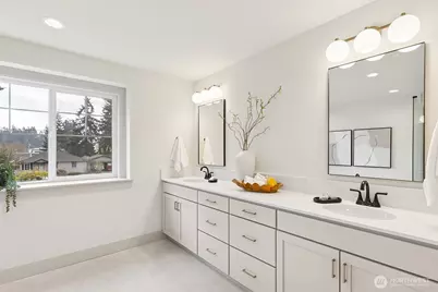 8427 200th Street SW, Edmonds, WA 98026 - Photo 28