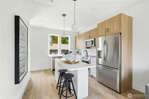 7552 39th Ave SW, Seattle, WA 98126 - Photo 8