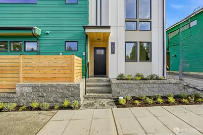7552 39th Avenue SW, Seattle, WA 98126 - Photo 1