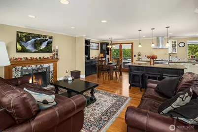 13113 80th Avenue NE, Kirkland, WA 98034 - Photo 2